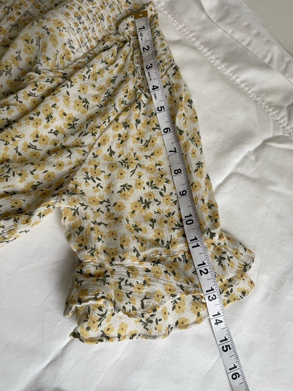 Abercrombie & Fitch Cream Floral Smocked Crop Blouse Yellow Green Cottagecore - Picture 8 of 12